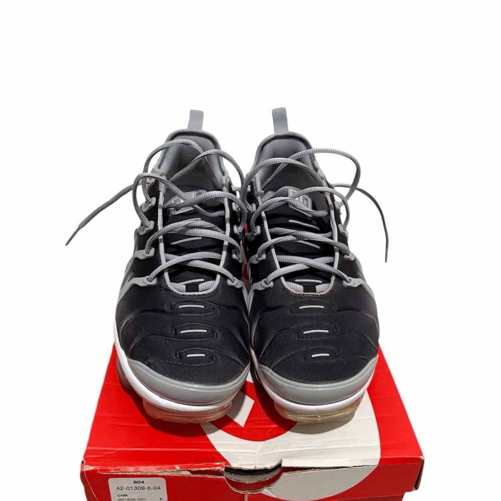 Nike Black and Gray Men's Sneakers
